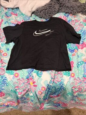 Girls Nike Black Short Sleeve Logo Tee for Kids